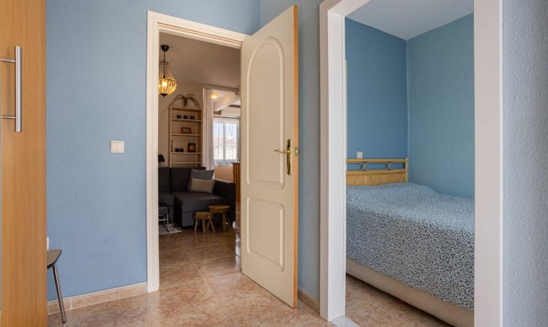 Herverkoop - Huis -
Torrevieja* - La Siesta