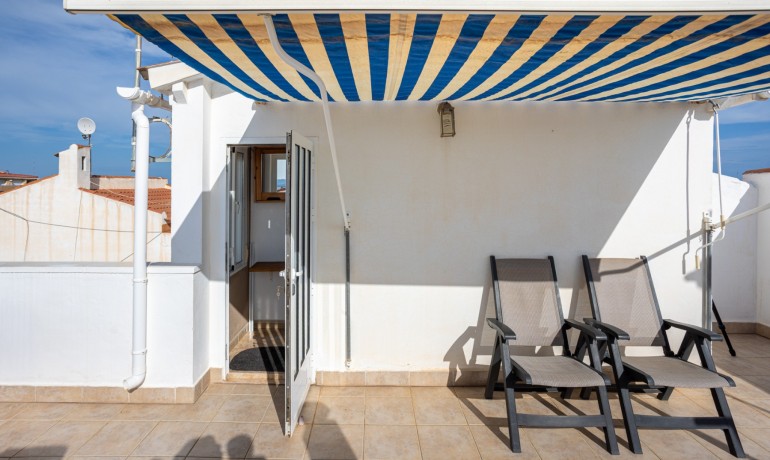 Herverkoop - Huis -
Torrevieja* - La Siesta