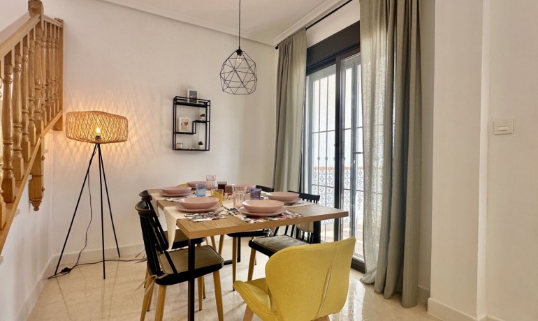 Herverkoop - Huis -
San Miguel de Salinas*