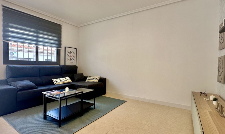 Herverkoop - Huis -
San Miguel de Salinas*