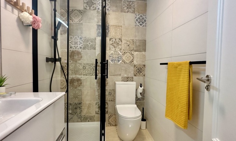 Herverkoop - Huis -
San Miguel de Salinas*