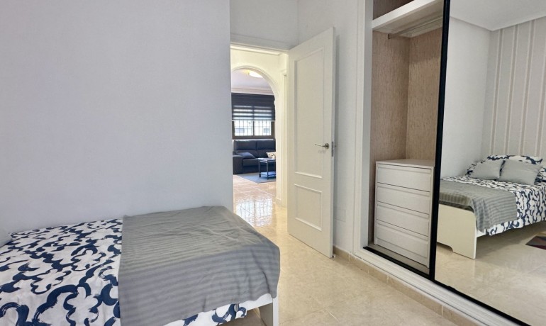 Herverkoop - Huis -
San Miguel de Salinas*