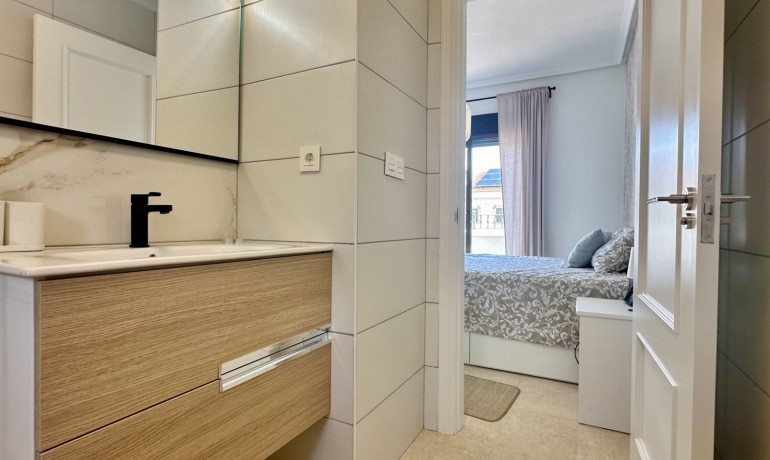 Herverkoop - Huis -
San Miguel de Salinas*