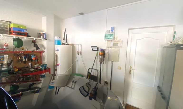 Herverkoop - Villa -
Cuidad Quesada* - Central Quesada