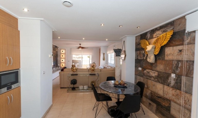 Herverkoop - Appartement / Flat -
Orihuela Costa* - Los Dolses