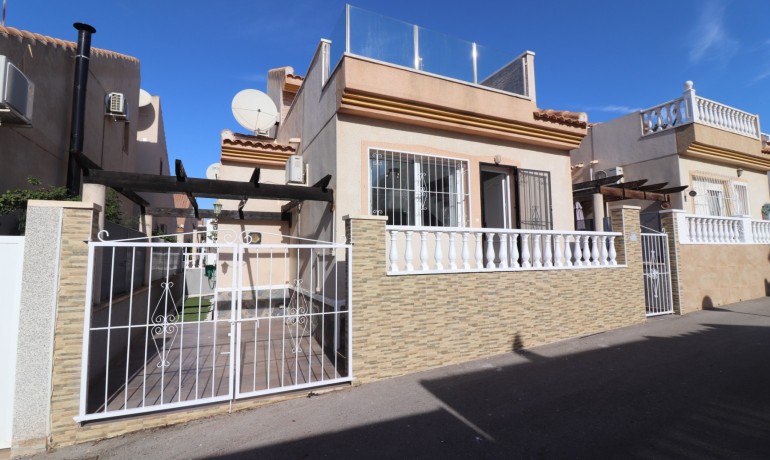 Herverkoop - Villa -
Cuidad Quesada* - Ciudad Quesada - Town