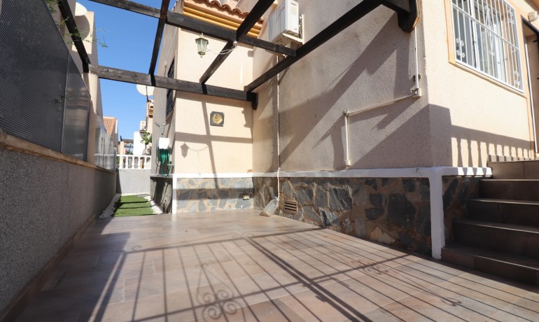 Herverkoop - Villa -
Cuidad Quesada* - Ciudad Quesada - Town