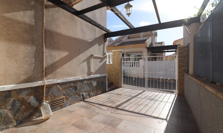 Herverkoop - Villa -
Cuidad Quesada* - Ciudad Quesada - Town