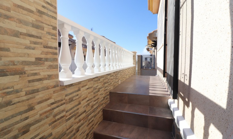 Herverkoop - Villa -
Cuidad Quesada* - Ciudad Quesada - Town