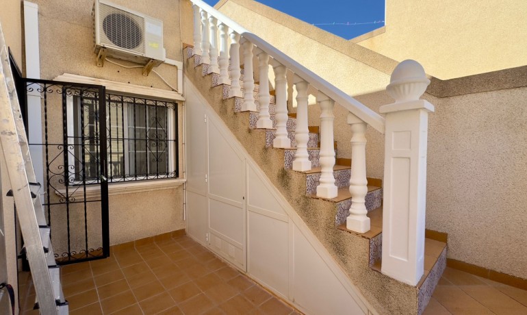 Herverkoop - Huis -
Orihuela Costa* - Villamartin*