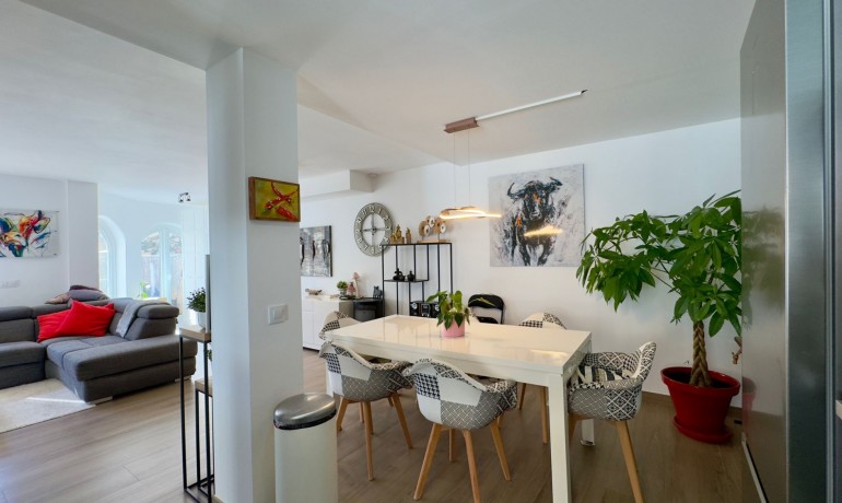 Herverkoop - Huis -
Orihuela Costa* - Villamartin*