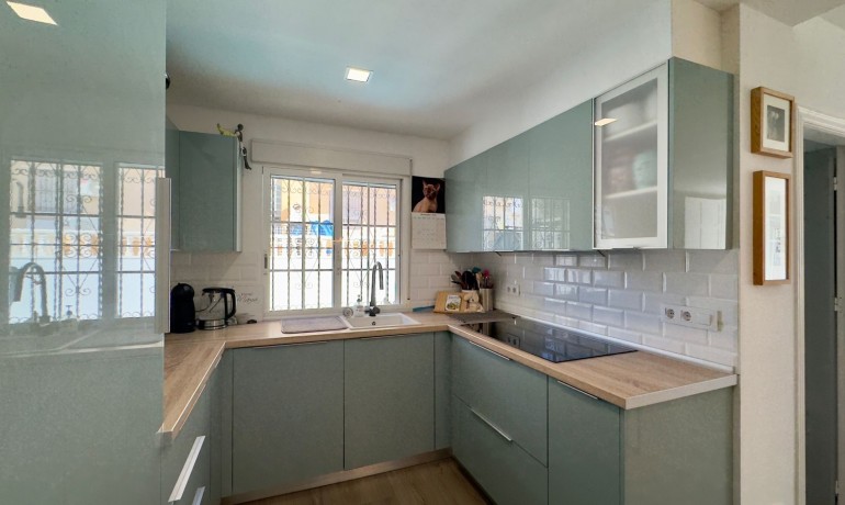 Herverkoop - Huis -
Orihuela Costa* - Villamartin*