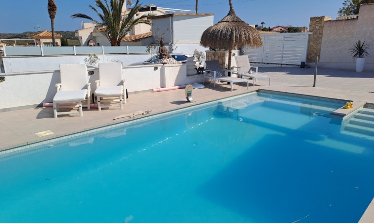 Herverkoop - Villa -
Cuidad Quesada* - Golf La Marquesa (Ciudad Quesada)