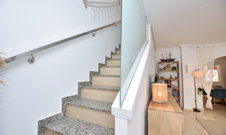 Herverkoop - Huis -
Cuidad Quesada* - Doña Pepa