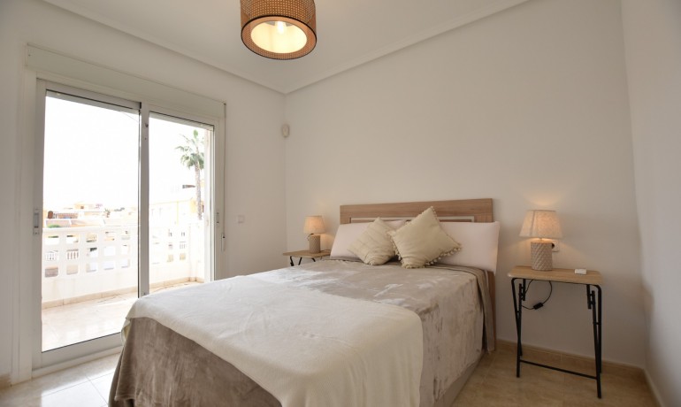 Herverkoop - Huis -
Cuidad Quesada* - Doña Pepa