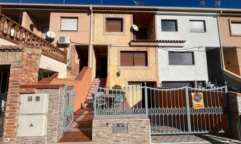 Herverkoop - Huis -
Formentera del Segura