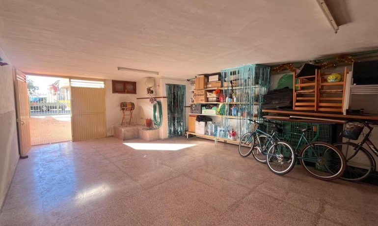 Herverkoop - Huis -
Formentera del Segura