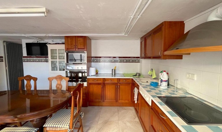 Herverkoop - Huis -
Formentera del Segura