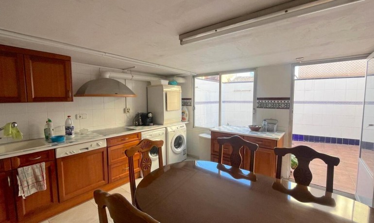 Herverkoop - Huis -
Formentera del Segura