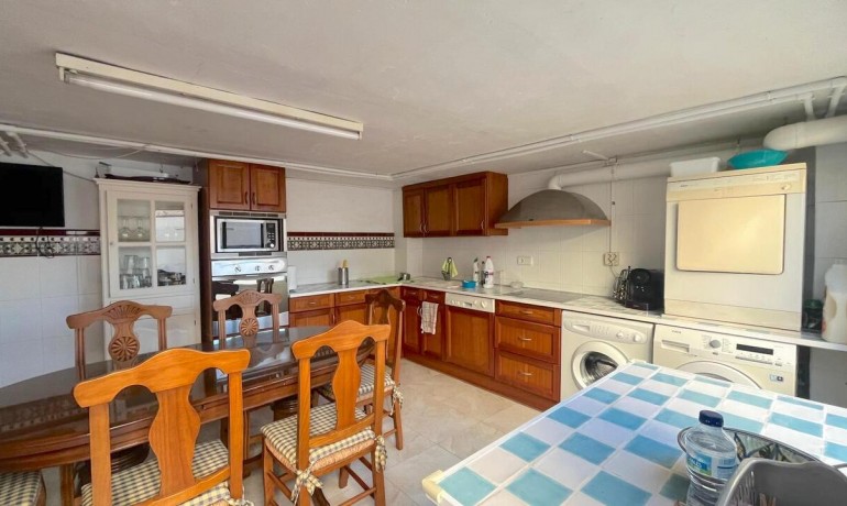 Herverkoop - Huis -
Formentera del Segura