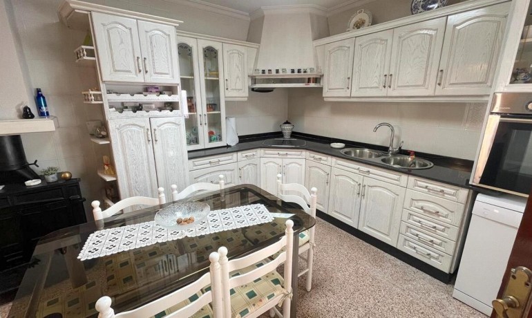 Herverkoop - Huis -
Formentera del Segura