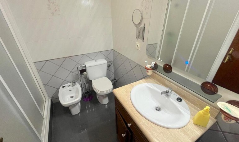 Herverkoop - Huis -
Formentera del Segura