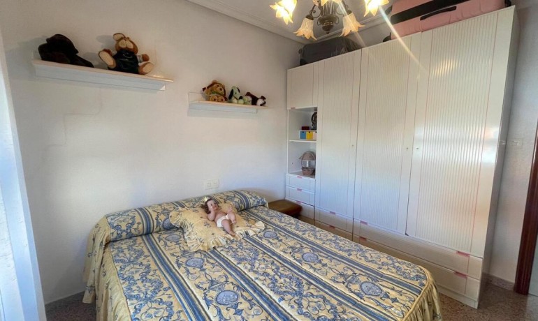 Herverkoop - Huis -
Formentera del Segura