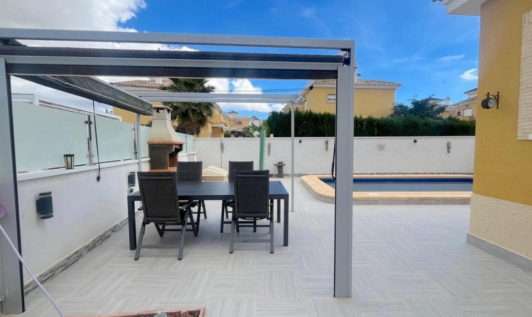 Revente - Villa -
Algorfa* - Algorfa