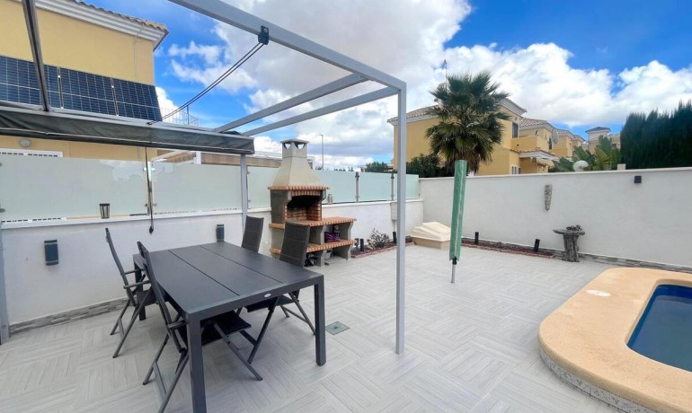 Revente - Villa -
Algorfa* - Algorfa