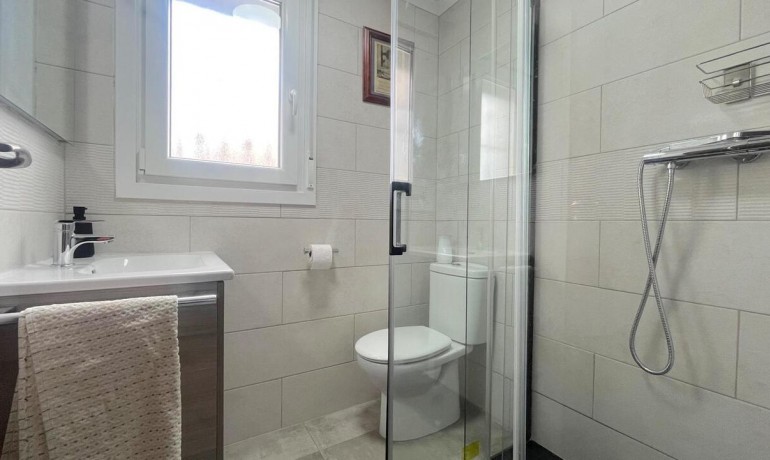 Revente - Villa -
Algorfa* - Algorfa