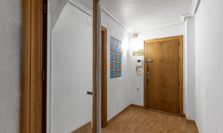 Herverkoop - Appartement / Flat -
Torrevieja* - Habaneras