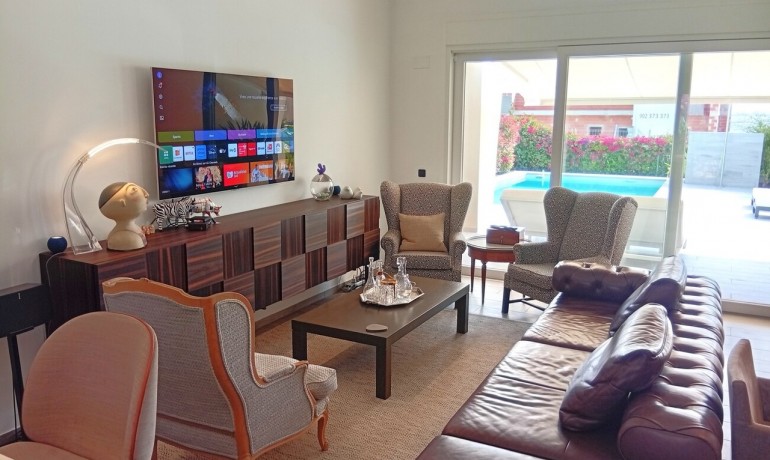 Herverkoop - Villa -
La Finca Golf