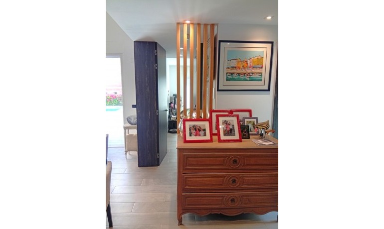 Herverkoop - Villa -
La Finca Golf