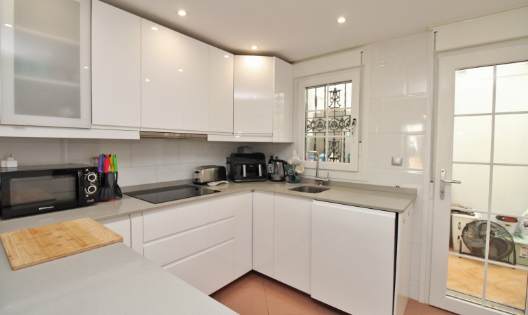 Venta - Villa -
Villamartin - Los Dolses