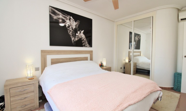 Venta - Villa -
Villamartin - Los Dolses