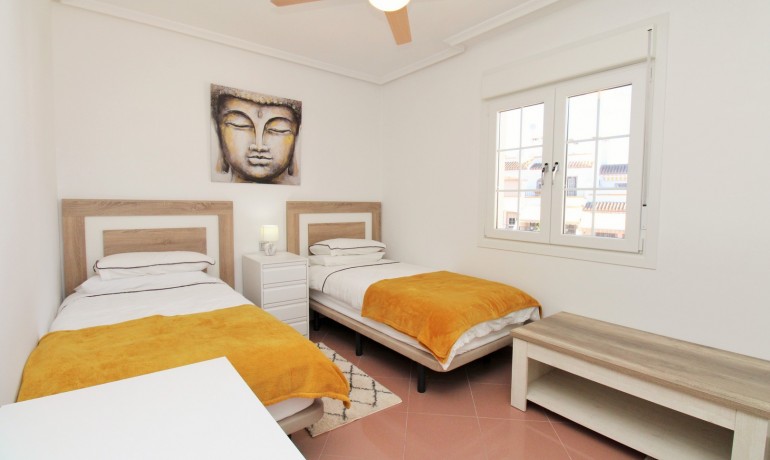 Venta - Villa -
Villamartin - Los Dolses