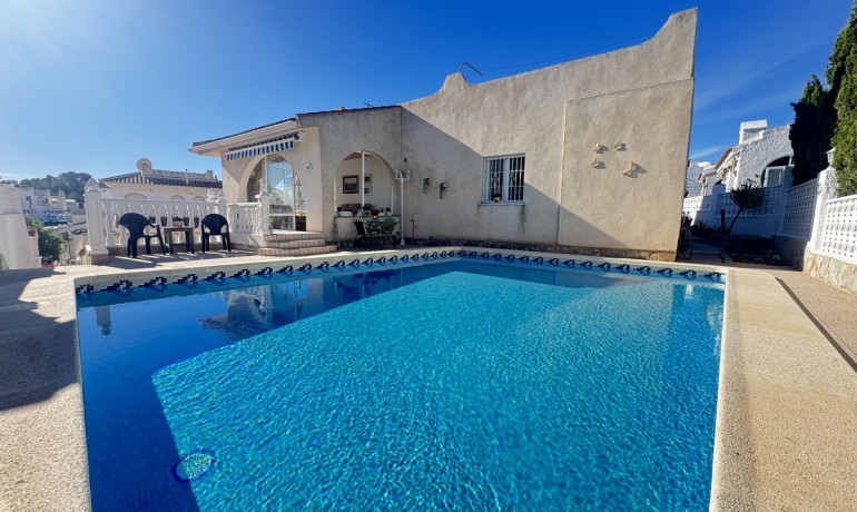 Venta - Villa -
Villamartin