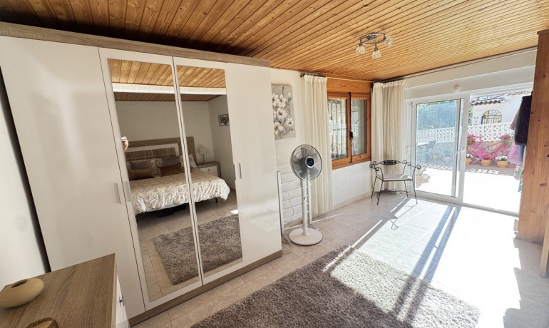 Venta - Villa -
Villamartin