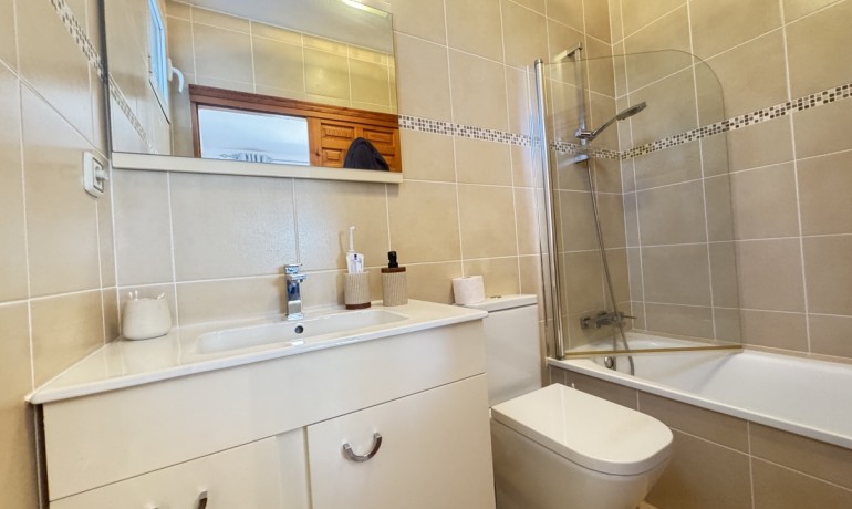 Venta - Villa -
Villamartin