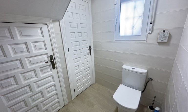 Venta - Villa -
Villamartin