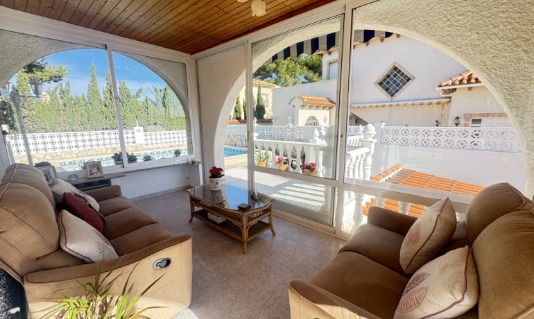 Venta - Villa -
Villamartin