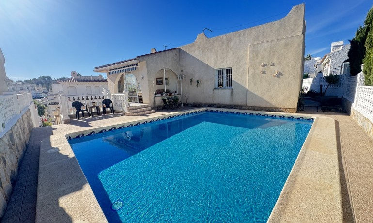 Venta - Villa -
Villamartin