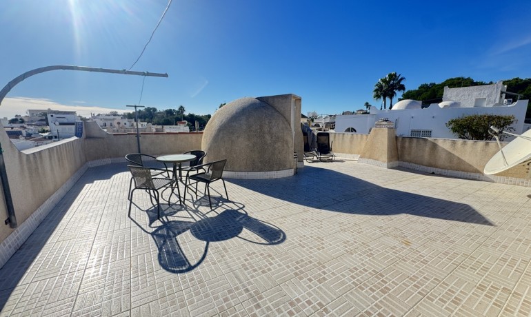 Venta - Villa -
Villamartin