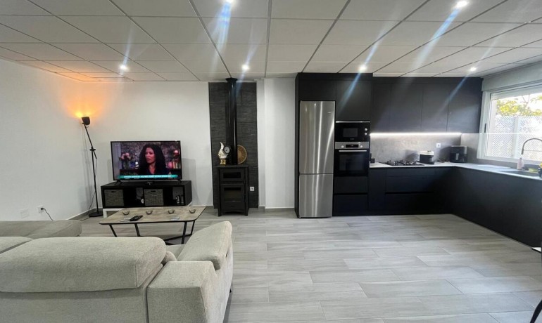 Venta - Casa -
Algorfa