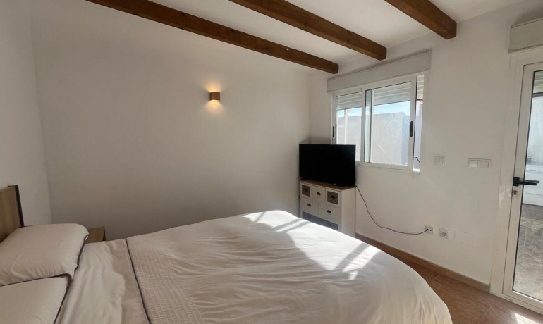 Venta - Casa -
Algorfa