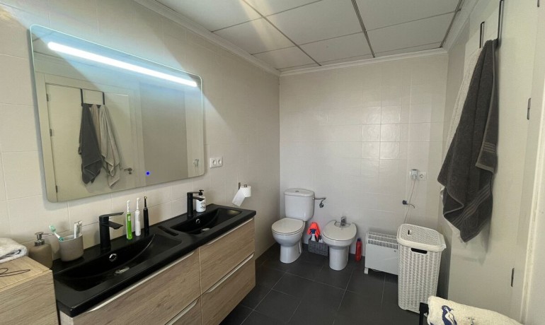 Venta - Casa -
Algorfa