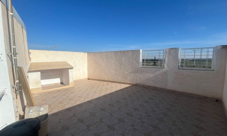 Venta - Casa -
Algorfa