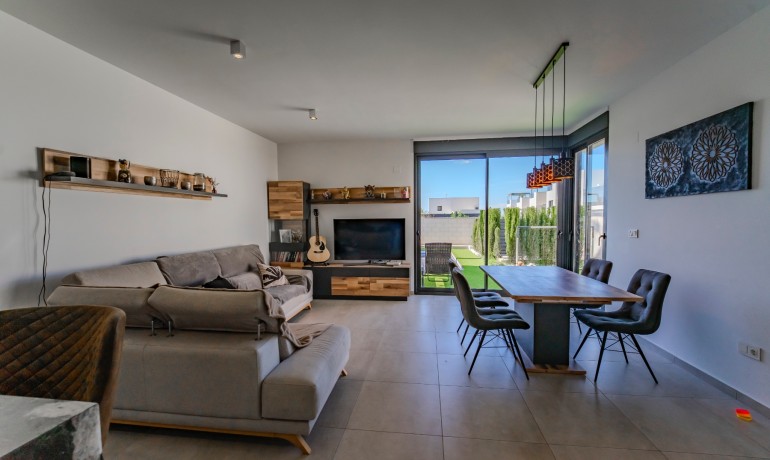 Herverkoop - Huis -
Benijofar* - Benijofar - Village