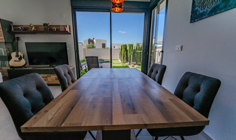 Herverkoop - Huis -
Benijofar* - Benijofar - Village