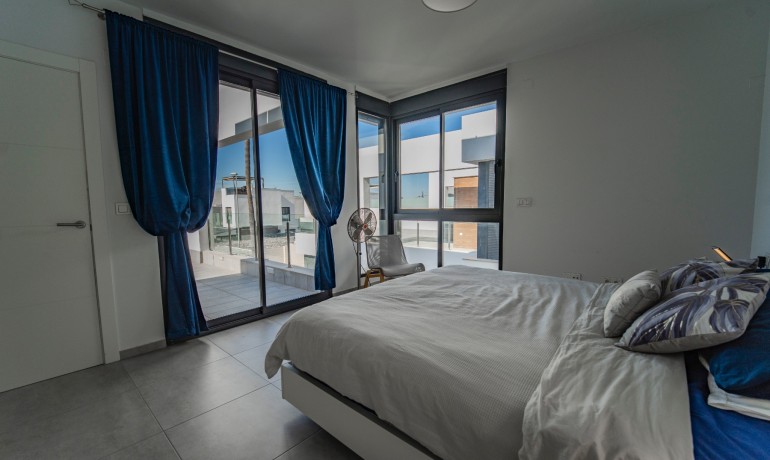 Herverkoop - Huis -
Benijofar* - Benijofar - Village